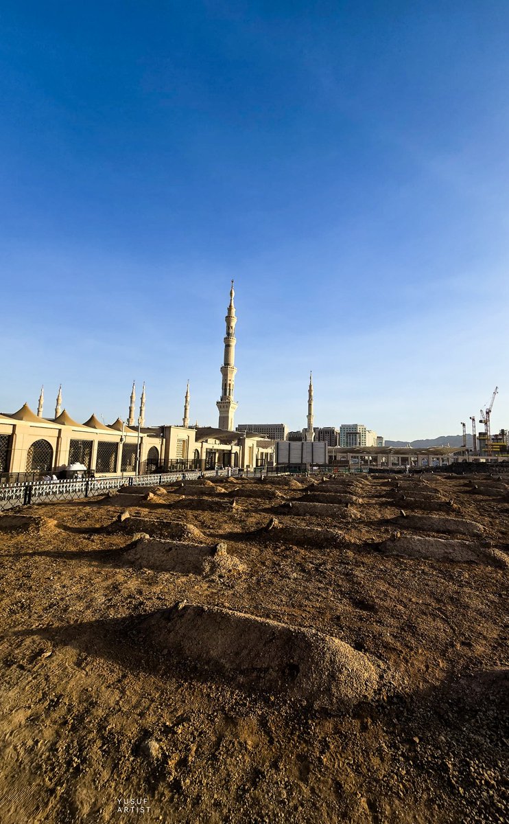 اللهم ارزق أمي الفردوس الأعلى
 من الجنة و اطعمها من ثمارها
 واسقها من يد الرسولﷺ".شربة 
ماء هنية لا تظمأ بعدها أبداً ، 
اللهم عافها و اعفو عنها و جازها 
بالإحسان إحساناً و وسع نزلها 
و جميع أموات المسلمين يارب .🤲🏻

◕#يّـوِمِ_آلَجَـمِعَـة
◕#سًـآعَـة_آسًـتُجَـآبّـة