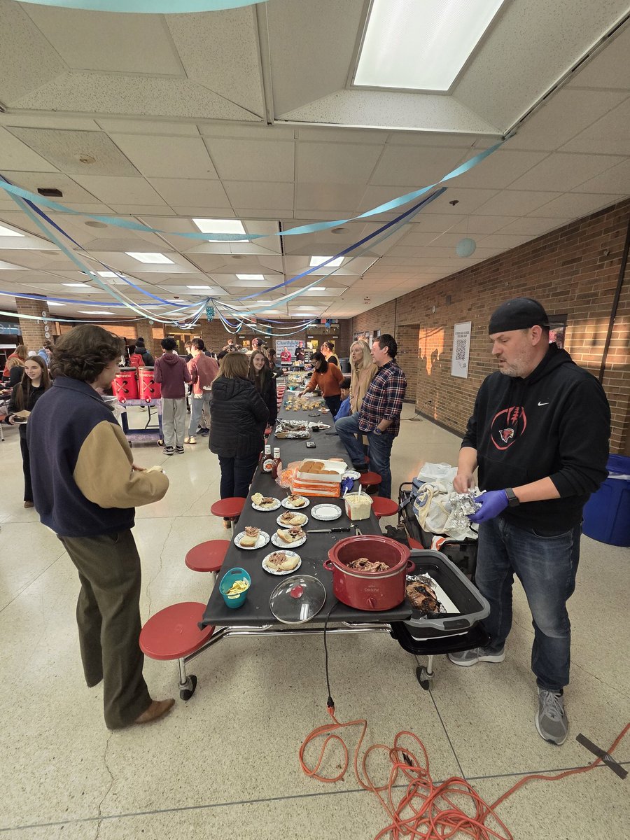 Athens StuCo #redhawkpride tweet media