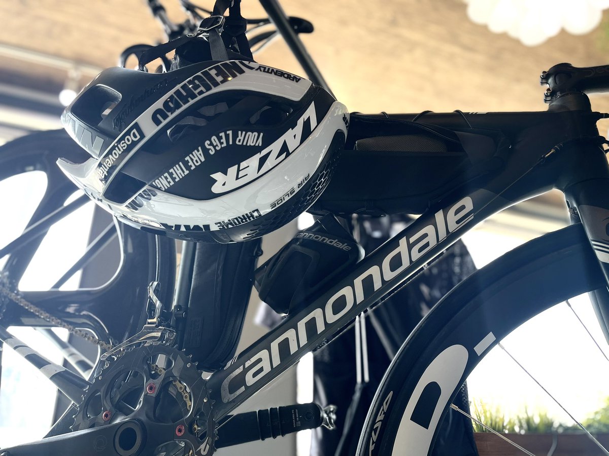 ラバルル【芸夢】 tweet media