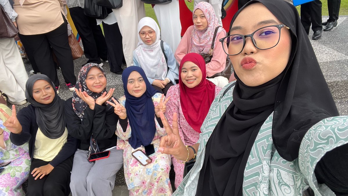 ainadbh's tweet photo. Done sem 5 💩 https://t.co/cd7Cb4nmV6