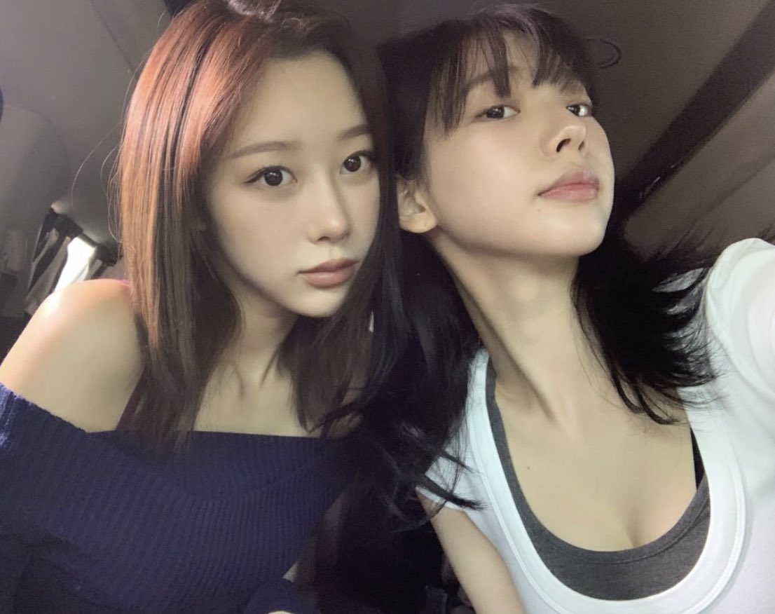 OMFG KARINA AND GISELLE??!? THEY’RE SO FINE