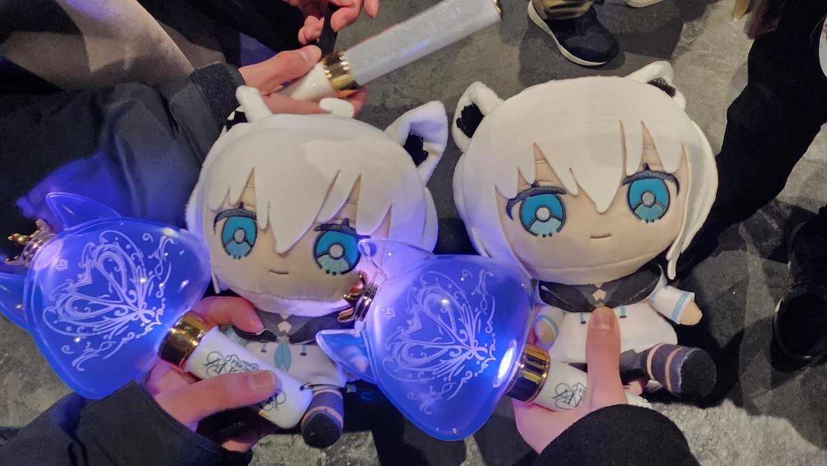Nemu_1358's tweet photo. フブちゃんのソロライブから一年経つてマジですか、
1年経っても記憶が褪せない最高のライブだった!!!!
#DearFBKINGGDOM https://t.co/b3cIqdiNjn