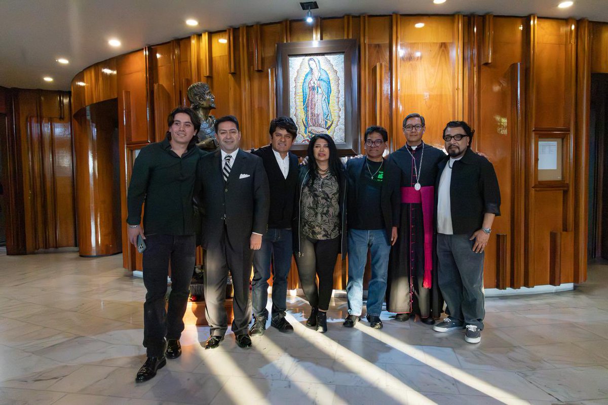 Basílica Guadalupe tweet media