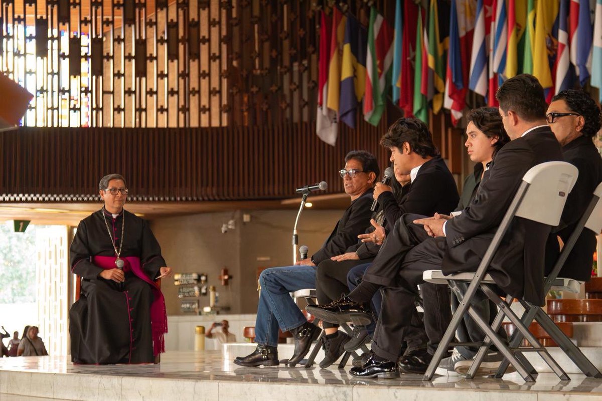 Basílica Guadalupe tweet media