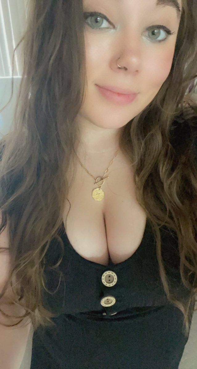 Goddess P 🌙🔮 tweet media