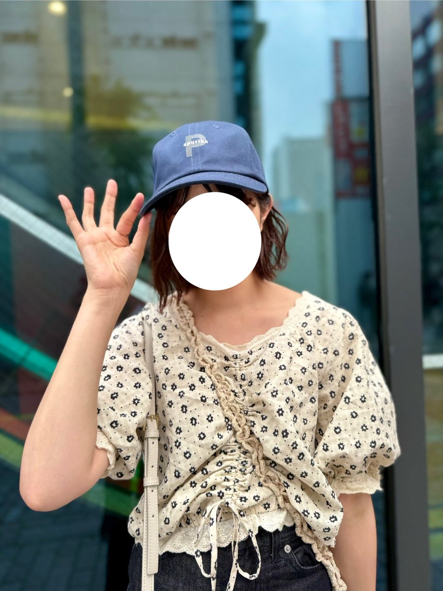 _papupapu__'s tweet photo. “主張しすぎないロゴ”がちょうどいい。

#ワンポイント #ロゴキャップ #papurika https://t.co/YdHHM1nH7m