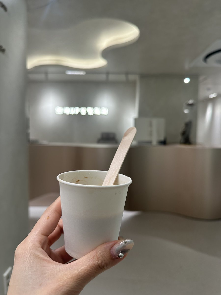 유유유유 tweet media