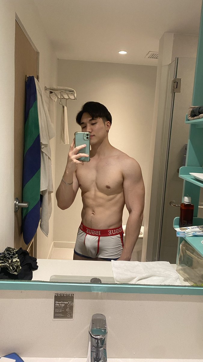 ฟลุ๊ค FLUK tweet media