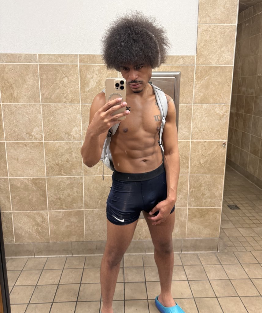 Cedsosmooth's tweet photo. Big Guy 💪🏾 https://t.co/SHryAQiDK1