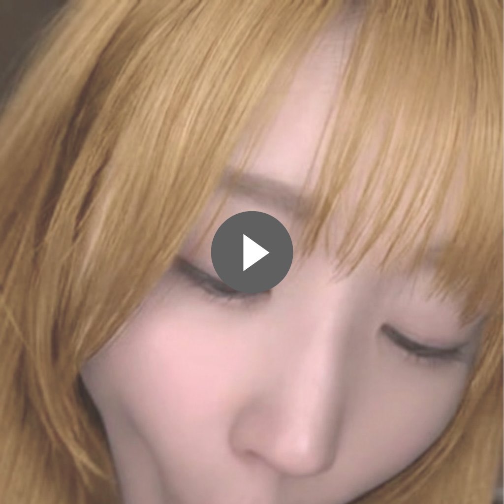 李诗雨 tweet media