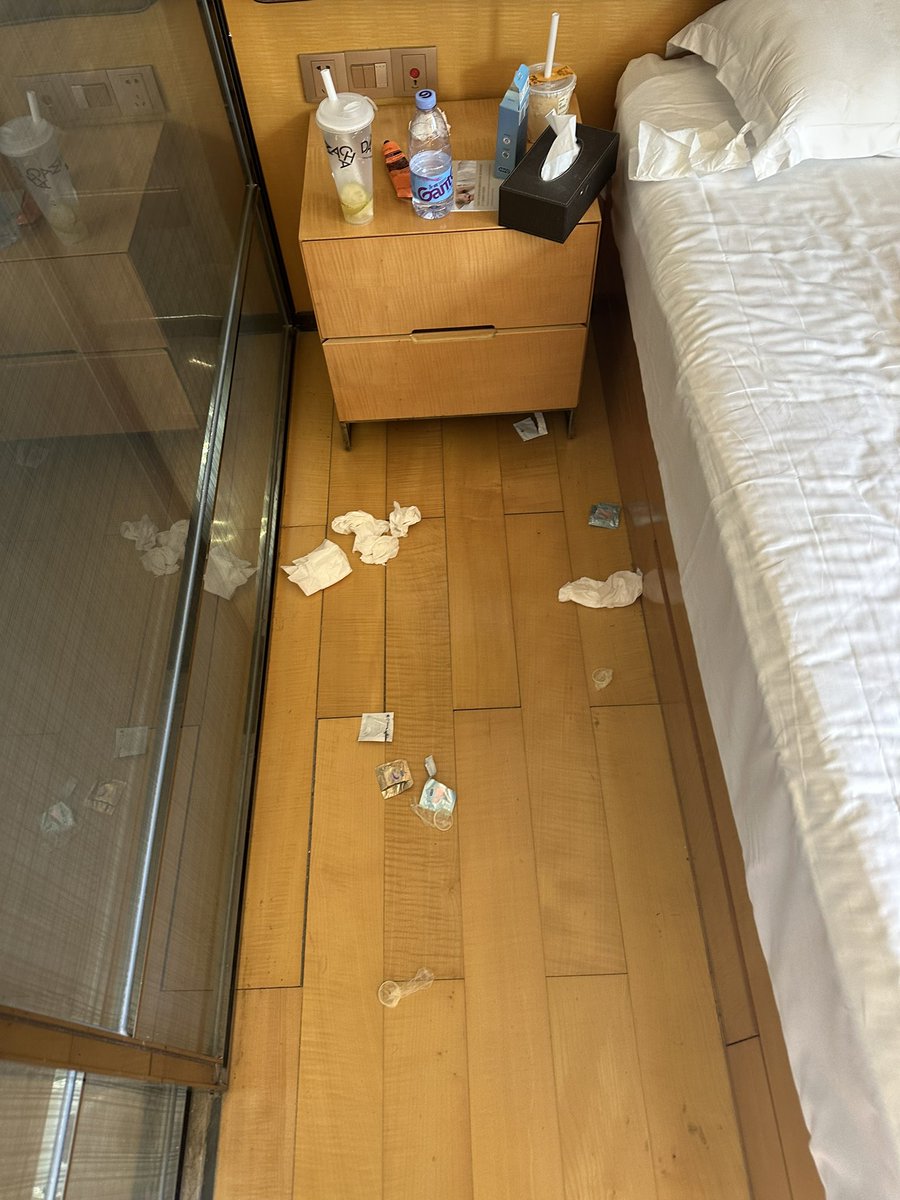 椰子水 tweet media