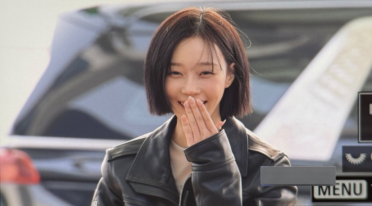 풀썬 tweet media
