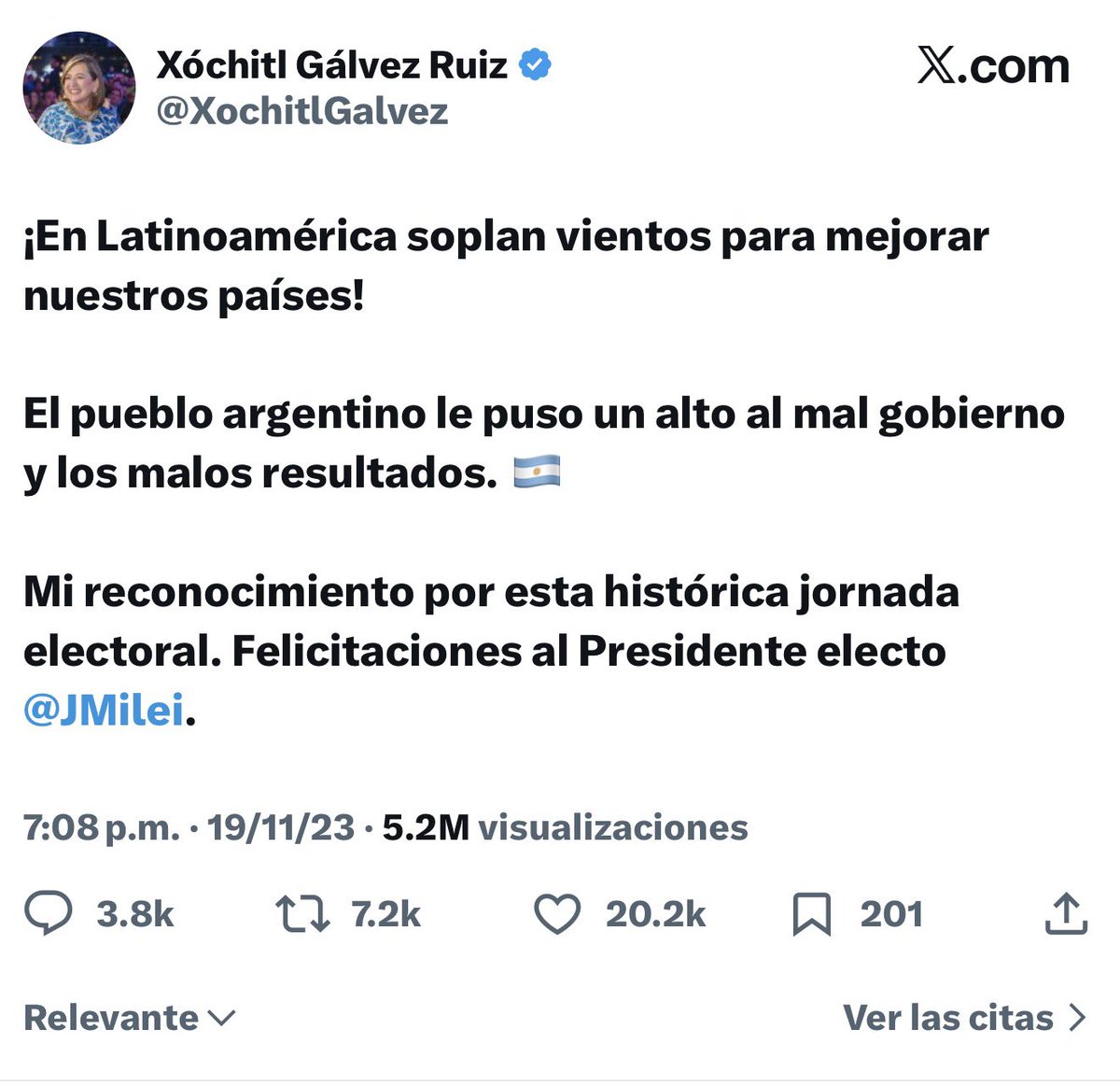 OYE CORRUPTA <a href="/XochitlGalvez/">Xóchitl Gálvez Ruiz</a> 

¿Por qué ya no apoyas a tu amigo <a href="/JMilei/">Javier Milei</a>?

¿Donde quedaron esos “vientos de mejorías”?

¿Ya viste cómo está empeñada Argentina?

¿Ya viste que es tendencia negativa por una jornada que los esclavizará?

Afortunadamente la 4T, te barrió en las urnas