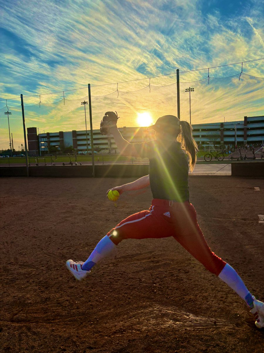 South Dakota Softball tweet media