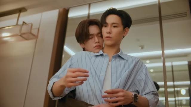 “โอห์ม” หวังเอาชนะใจ “มาร์ค” ชวนไปกินข้าวที่บ้าน

#juniormark #junniorrs #markjrtn
#OhmPoon #OhmThitiwat #poon_mit12 
#MyRomanceScammer #GMMTV

​🔗 facebook.com/share/p/1EMvaT…
​ยืนยันหัวชนฝาว่ายังไงก็ไม่เลิกกันแน่นอน ซึ่ง “นอร์ธ” (ปูน มิตรภักดี) ก็พยายามหาวิธีให้ “ไป๋” (มาร์ค