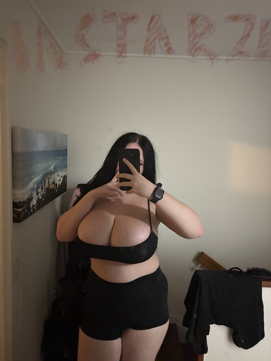 starr | aussie content creator tweet media