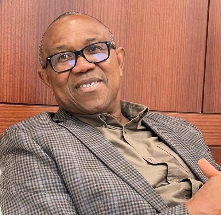RESPECT Igbo man decision.. we don’t play lunatic politics and it’s proven. FACTS below 👇 

“I’m an Igbo man. 

Bring Orji Uzor Kalu from the South East against Prof. Yemi Osibanjo from the SW. I will support Osibanjo with my entire household. 

Bring Rochas Okorocha against