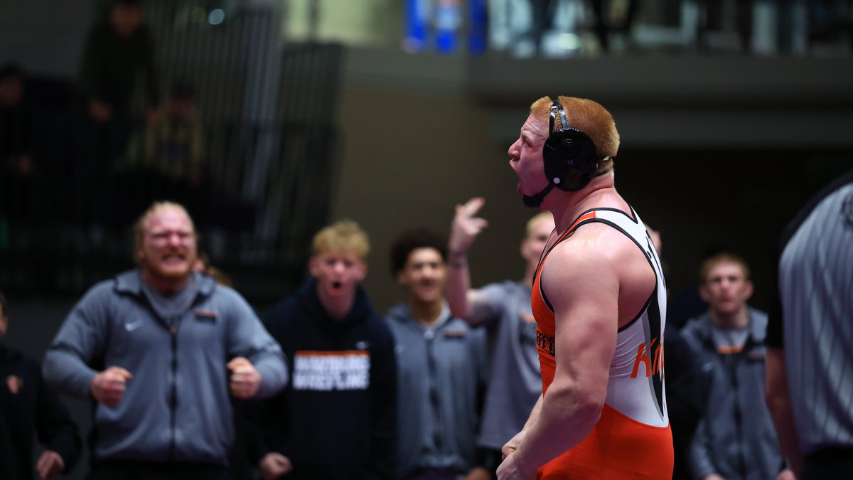 WartburgKnights's tweet photo. MWRES RECAP: 𝐖𝐚𝐫𝐭𝐛𝐮𝐫𝐠 𝐖𝐫𝐞𝐬𝐭𝐥𝐢𝐧𝐠 𝐄𝐱𝐭𝐞𝐧𝐝𝐬 𝐀-𝐑-𝐂 𝐑𝐞𝐢𝐠𝐧 𝐰𝐢𝐭𝐡 𝐒𝐢𝐱𝐭𝐡 𝐒𝐭𝐫𝐚𝐢𝐠𝐡𝐭 𝐂𝐫𝐨𝐰𝐧🏆

The No. 1/2-ranked Wartburg College men's wrestling team (15-1, 8-0 A-R-C) completed a perfect conference slate and claimed its sixth consecutive American Rivers Conference title - and 43rd overall - with a 26-6 victory over No. 5/7-ranked Loras College on Thursday night at the Lillis Athletic & Wellness Center.

The win marked Wartburg's 50th straight league dual victory and continued a historic run that has seen the Knights capture 33 of the last 34 conference championships dating back to the 1993 season.

🔗: https://t.co/IVsgpRFlv2

#GoKnights x @wartburgwrestle