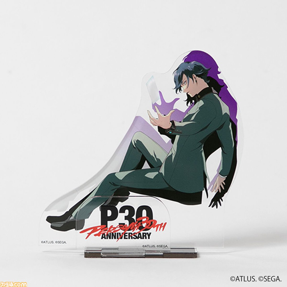 famitsu's tweet photo. 『ペルソナ』歴代作品のモチーフを散りばめたスカーフがイイ！ 歴代主人公のアクスタなども登場
https://t.co/Rfm61ilKFm

『ペルソナ』30周年記念ポップアップショップが東京（3/6~）・大阪（3/4~）で開催決定。グッズはオンラインストアでも販売 https://t.co/sa23hnGq2E