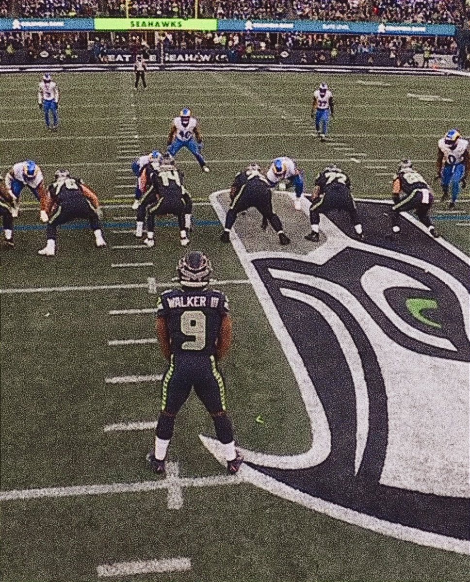 DGHugo7's tweet image. 🙌🏽🏈9️⃣