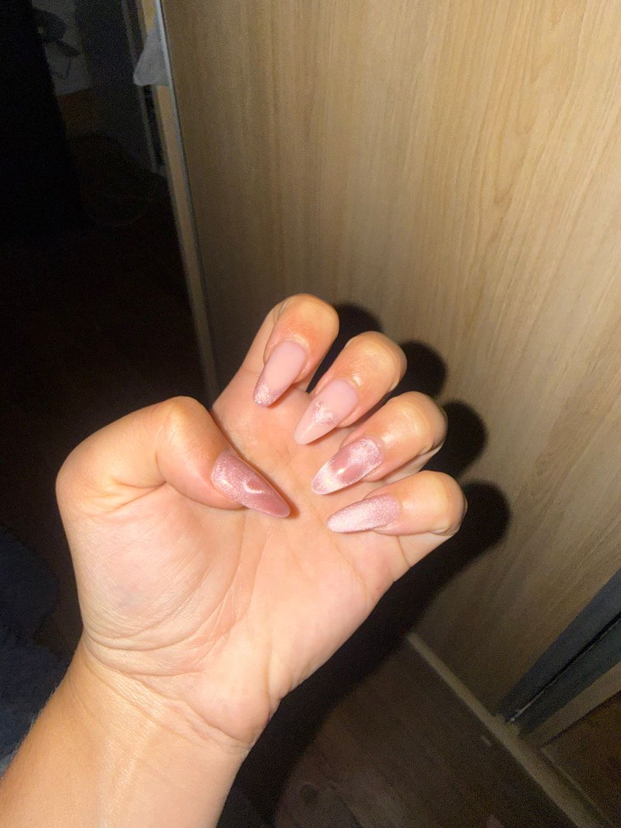 Diosagodd__'s tweet photo. Perfect nails. Perfect control. 👑💅
#NailsOnPoint #Femdom #FemaleDomination #LuxuryVibes https://t.co/szZ6yU7kce