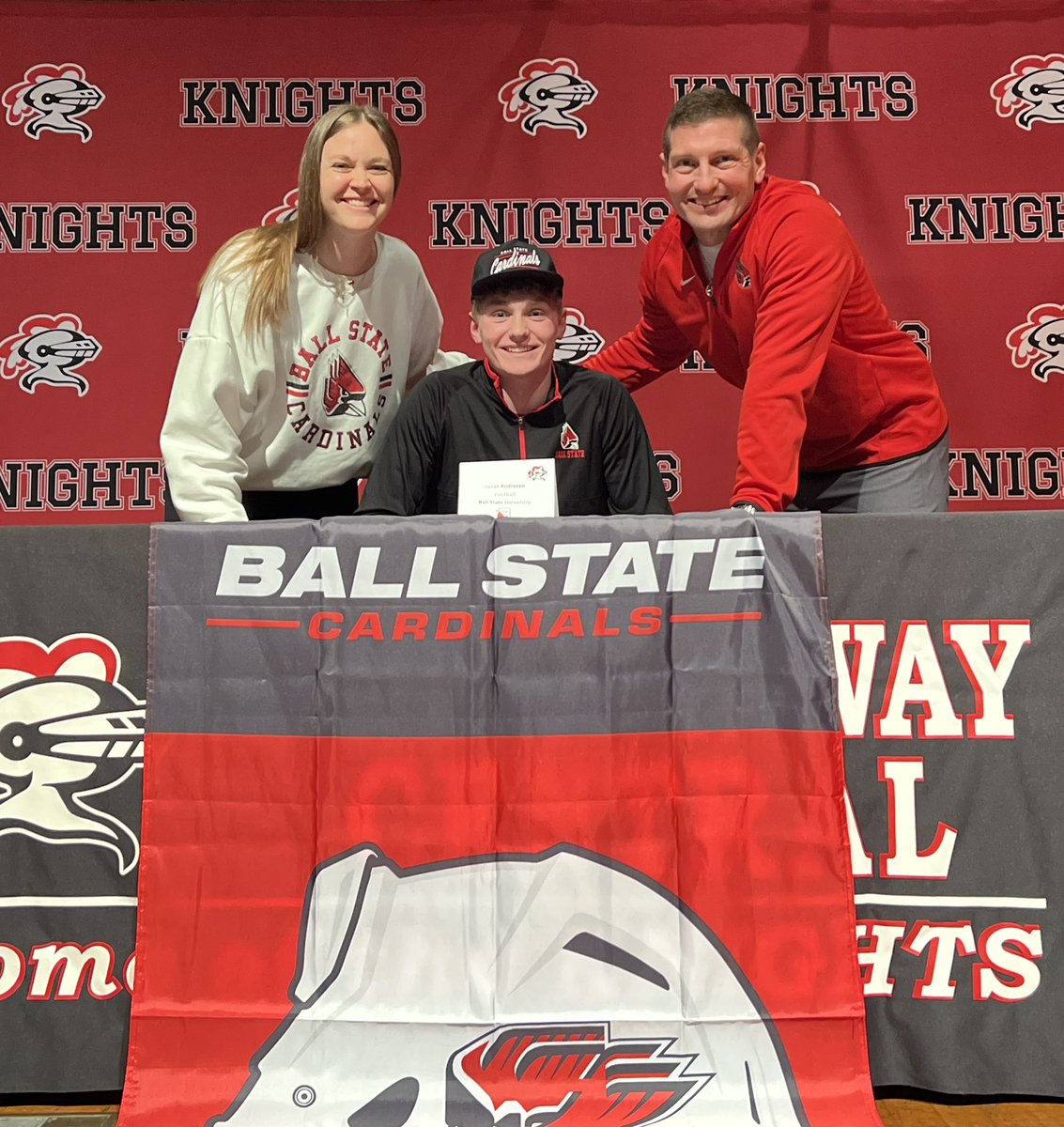 LucasAndresen81's tweet photo. Thank you @LWCentralKnight and Mr. Ward for today’s College Signing Day. Proud of our guys and what we have ahead of us. Couldn’t have done this without Coach Woody and @LWC_KnightFB. 
I’m ready for @BallStateFB @CoachChase_BSU #chirpchirp 

@EDGYTIM @DailySouthtown @dhpreps @DeepDishFB