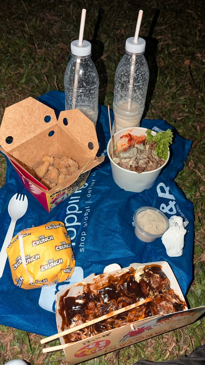 bentenieeson's tweet photo. the only reason why i love feb. #uplbfebfair2026 https://t.co/zhnB26zATT