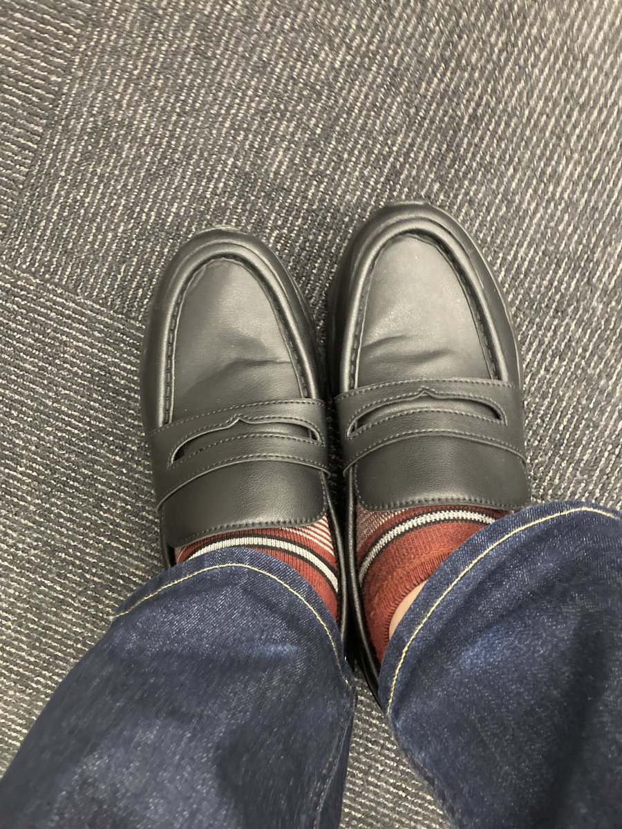 マム確認ページ 巷でバズってるハイバウンスバラストローファー（53584）です👟 税込