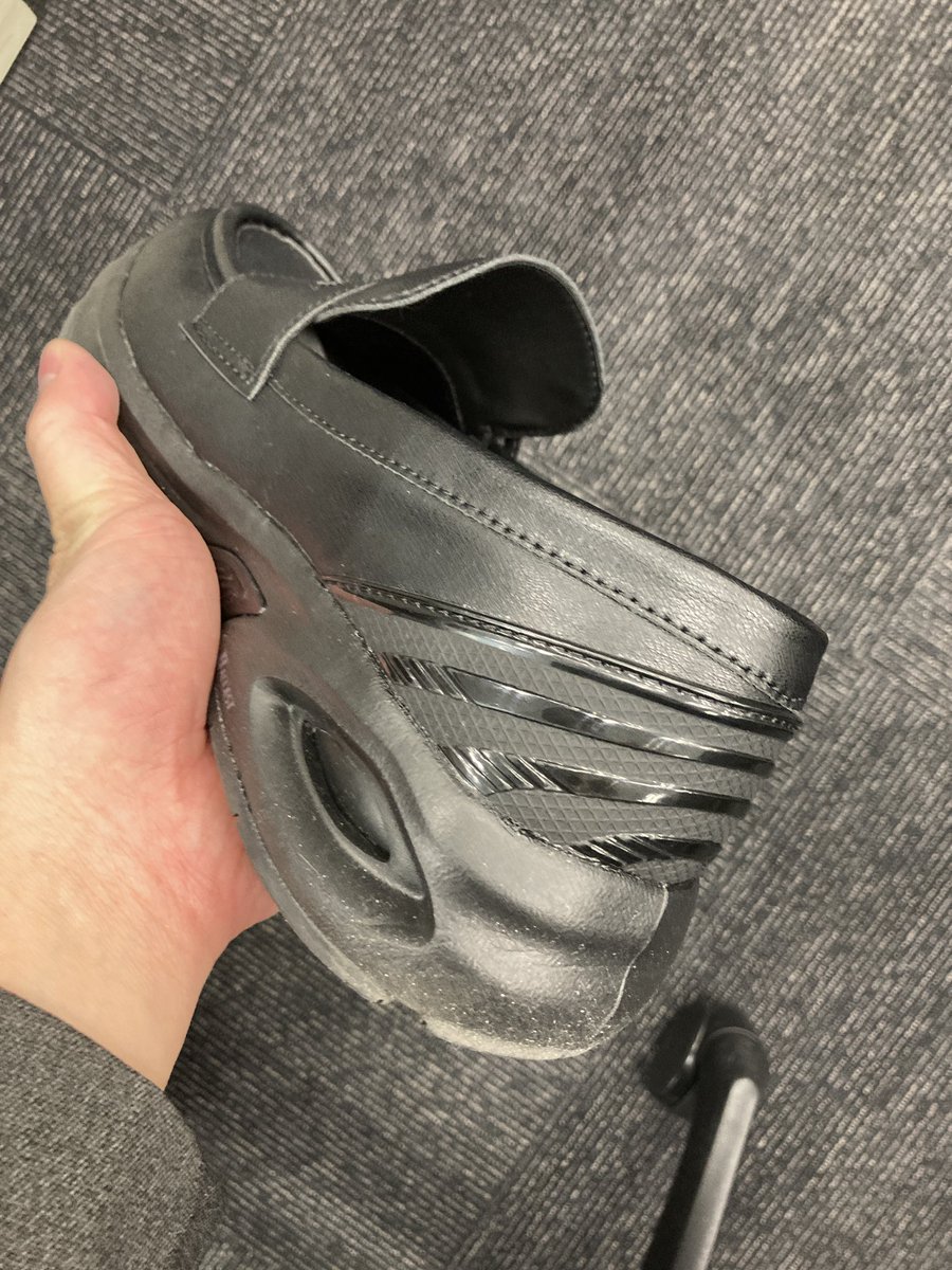 巷でバズってるハイバウンスバラストローファー（53584）です👟 税込