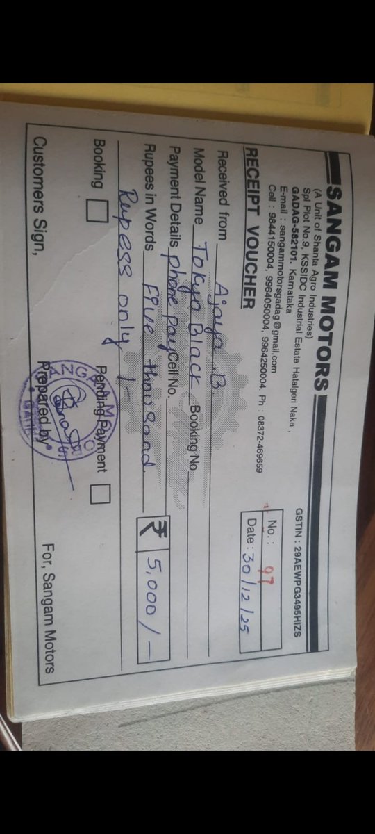 GajananGoudar's tweet photo. Booked Hunter 350 (Tokyo Black) 45 days ago, still no delivery update from the showroom. Extremely disappointed with the delay and lack of communication. Kindly look into this issue and resolve it at the earliest. @royalenfield @sidlal https://t.co/igG1MBnPQ0