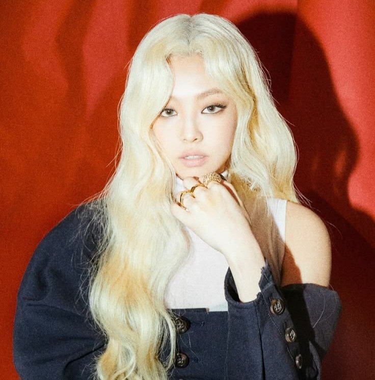 JenGyu_K's tweet photo. She's Barbie                       He's just Ken https://t.co/OBnH8ZaWO0
