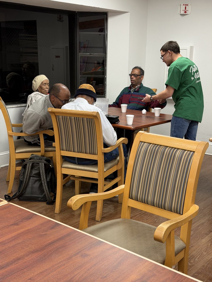 Mitch Moyer tweet media