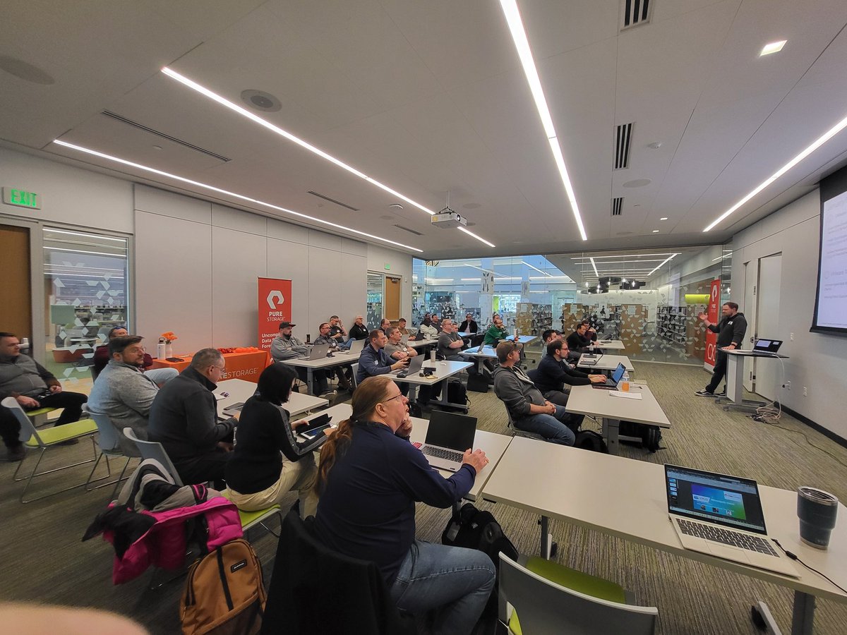 Minneapolis VMware User Group (VMUG) tweet media