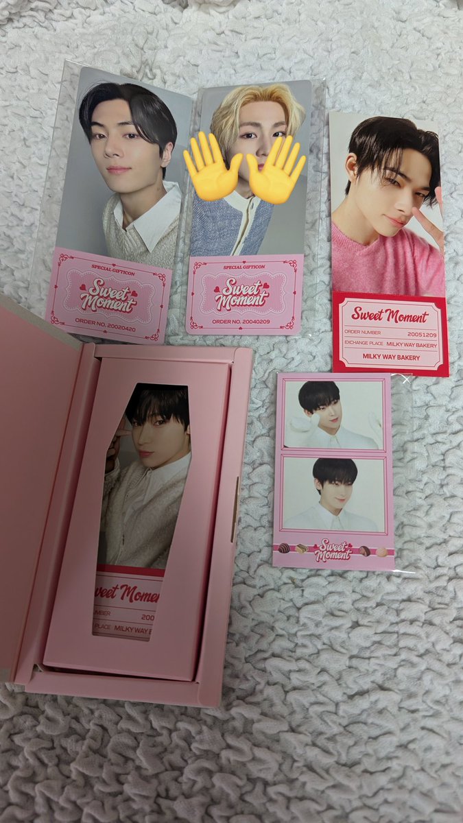 ENHYPEN WORLD sweet moment 交換

譲 : ジェイ、ソヌ、ニキ

求 : 購入特典ジェイ、ソヌ→ジェイク
       ニキ→ジェイク
       ソヌ→ソンフン

郵送にて交換よろしくお願いします。
お心当たりある方リプまでお願いします🙇🏻
#ENHYPEN交換