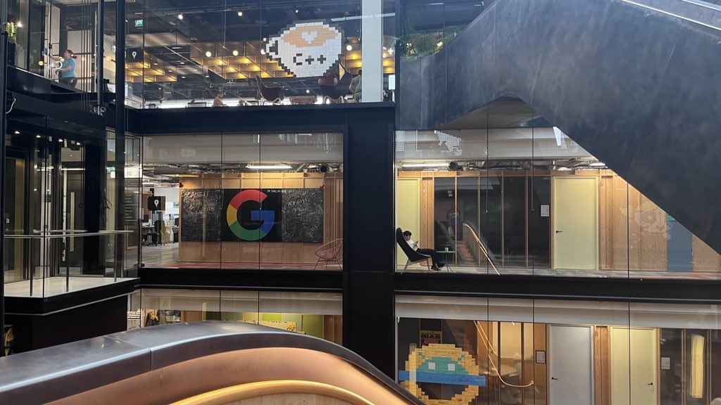 Ashlyn He tweet media