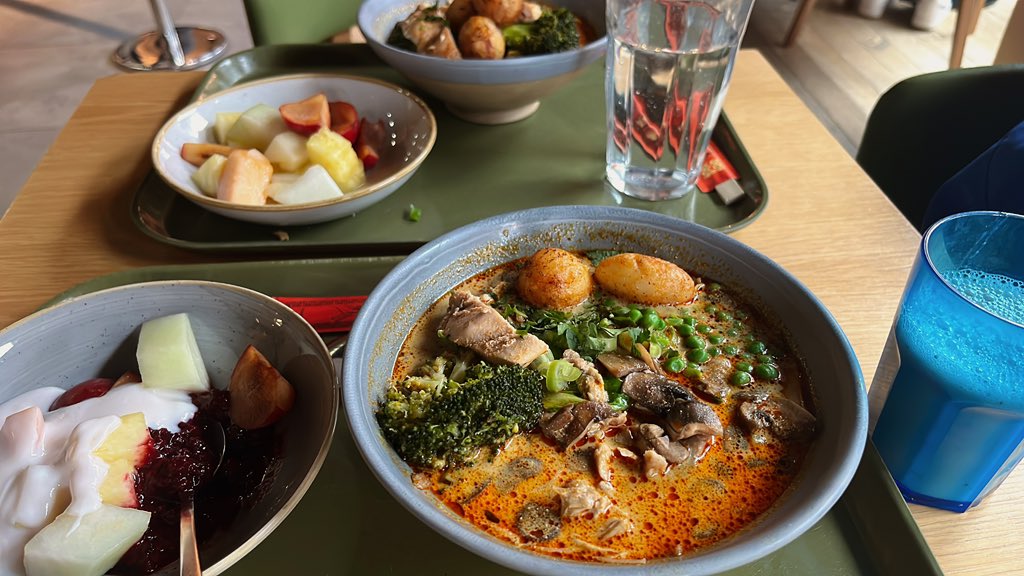 Ashlyn He tweet media