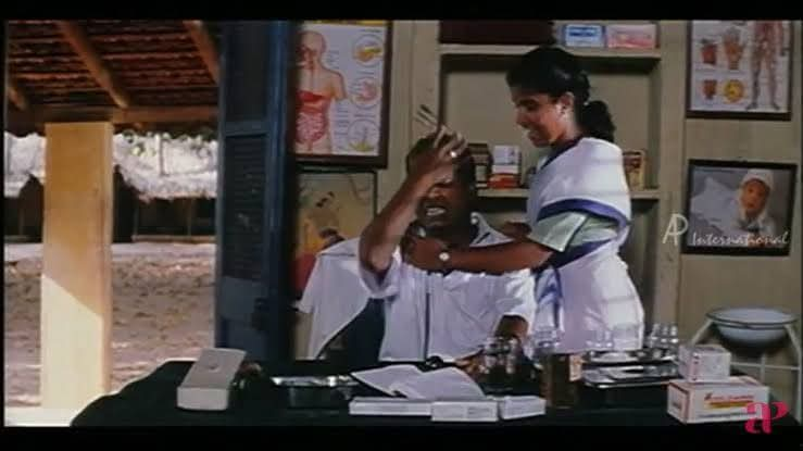 Me:  Feb 14 Enna pandrathu?
My hand: Naandhaan irukken la...