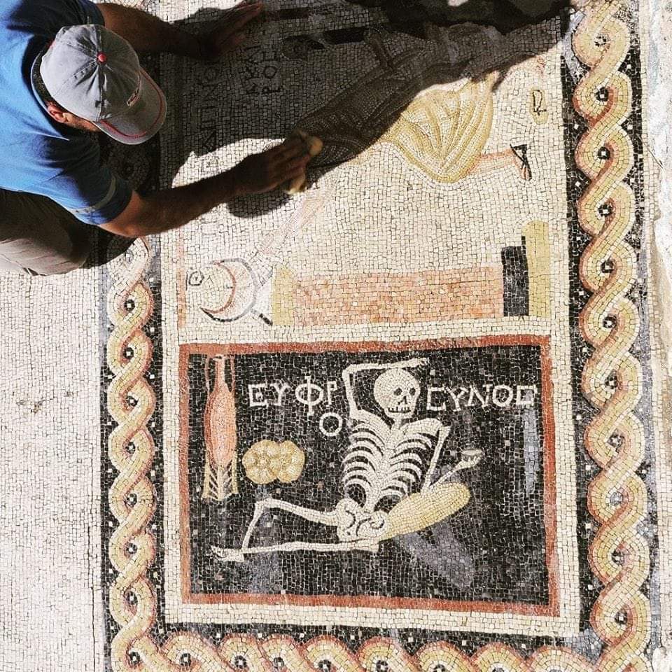 ‘Be cheerful, enjoy life,’ reads inscription on 2400 year-old dining room floor found in southern Türkiye 🇹🇷

In 2016, archaeologists have unearthed an ancient 4th-3rd Century BC, mosaic featuring a reclining skeleton holding a drink with the inscription in Greek: “Be cheerful,