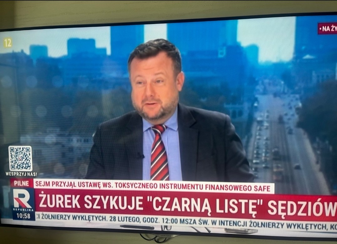 Znaleźć się na czarnej liście <a href="/w_zurek/">Waldemar Żurek</a> to prawdziwy zaszczyt dla niezawisłego sędziego 👊

Tymczasem prosimy, aby Państwo poparli swymi podpisami wszystkich naszych <a href="/PRAWNICYdlaPOL/">Prawnicy dla Polski</a> kandydatów do Krajowej Rady Sądownictwa - liczymy na Państwa wsparcie, które odczuwamy od ponad