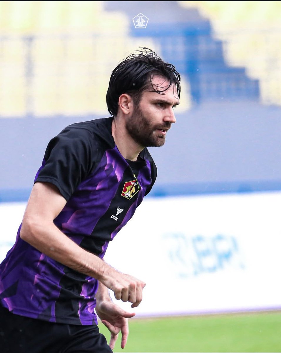 alsyafi's tweet photo. John Toral ini berkah buat ISL.
---
Dateng dari Mumbai City di tengah musim langsung tancap gas dan sejauh ini sudah bikin 2 gol dan 1 assist dari 4 pertandingan yg dijalani.

Banyak"in lah rekrutan macam gini wahai klub-klub ISL.
--- https://t.co/awdDJPcxUP