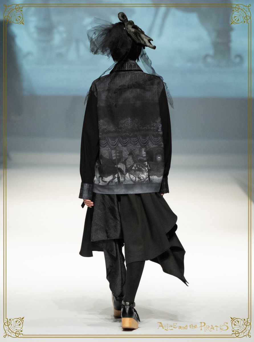 BABY,THE STARS SHINE BRIGHT ALICE and the PIRATES BRAND-NEW