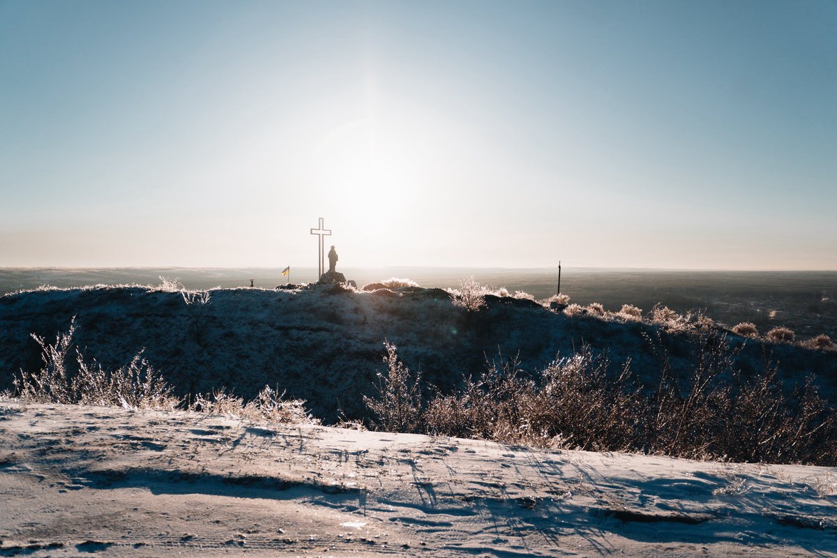 Цей Ізюм 💔
Місто яке живе попри все. 
Місце сили. 

Та кавʼярень.