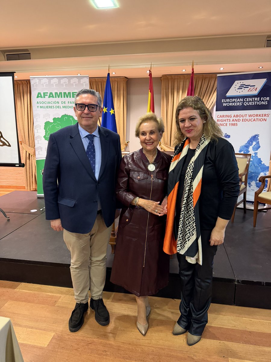 El progreso del mundo rural es innegable, pero aún hay desafíos. La labor de AFAMMER y el compromiso de Carmen Quintanilla son clave para garantizar territorios vivos, cohesionados y con futuro económico sostenible.