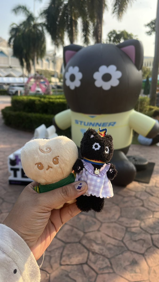 ไอเล่หลานยายเริ่มเลยยย 💜

#TENxRajamangala
#TEN_BDAY2026
#SMTOWNLIVE2025_26_BANGKOK