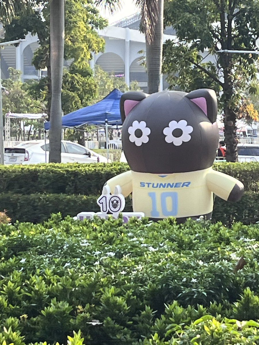 กานูเล่ใส่เสื้อ STUNNER 10 น่ารักมากกก ตัวแน่นสุดๆ ✿ ✿💜

Cr: forTENonlyTEN