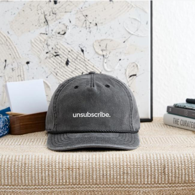 now that the dust has settled,

@beehiiv continues to stay a happy @calcom customer and my "unsubscr