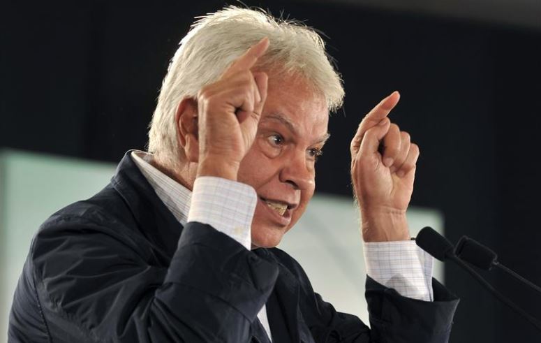 Felipe González enemigo de los trabajadores.
Legalizó las ETT.
Quitó pluses obligatorios de antigüedad, nocturnidad y horas extras.
Quitó nulidad del despido estando de baja
Añadió el despido por causas organizativas y económicas.
Aumentó años cotizados para pensión.
Creo el GAL.