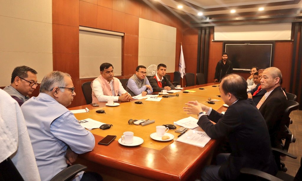 The Director General of the Japan Foundation, New Delhi, Mr. Koji Sato, accompanied by Mr. Hiroaki Konishi, Senior Japanese Language Advisor (Japan), visited Gauhati University for an interaction with senior officials, including Registrar Prof. Utpal Sarma.

The discussion