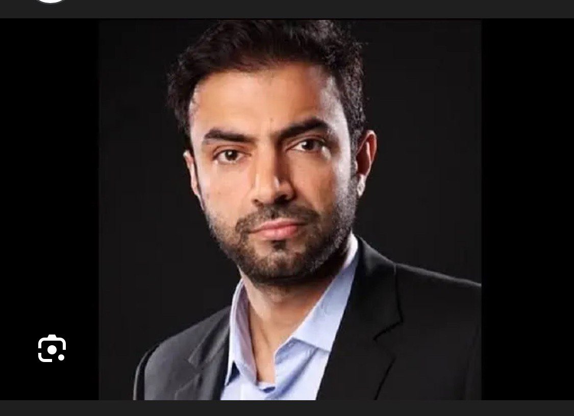 حکومت کی جانب سے بی ایس او کے سابق مرکزی سیکریٹری جنرل و بلوچ نیشنل موومنٹ کے رہنما میر سفیر بلوچ، فری بلوچستان موومنٹ کے سربراہ میر حیربیار مری، بلوچ ریپبلکن پارٹی کے سربراہ میر براہمدغ بگٹی اور دیگر بلوچ سیاسی رہنماؤں کے سروں کی قیمت مقرر کرنا قابلِ مذمت ہے۔ حکومت کا یہ اقدام