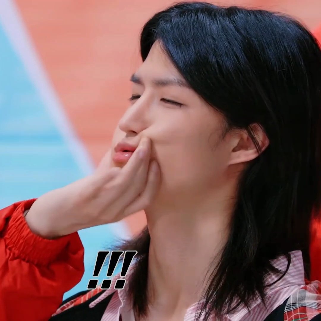 (\_(\
*´⤙`)

아버님 툐끼그렇게만지면터져요